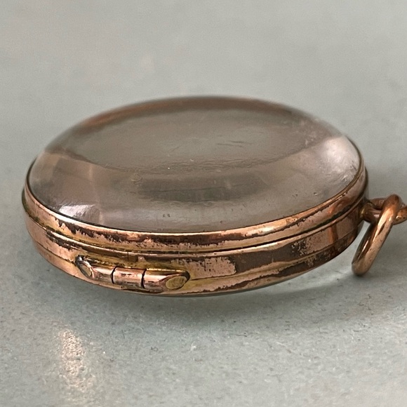 Antique Vintage Large Glass Locket - Picture 8 of 10